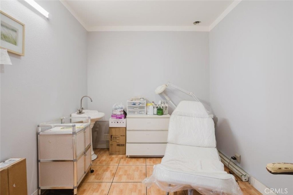 11274 Ventura Boulevard Property Photo 12