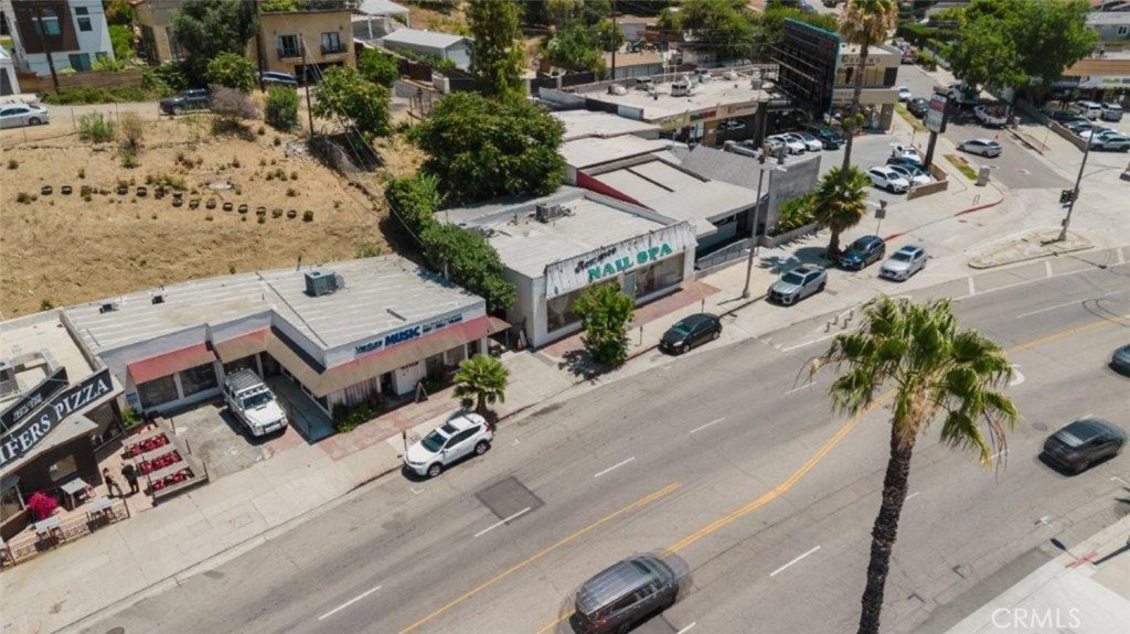 11274 Ventura Boulevard Property Photo 28