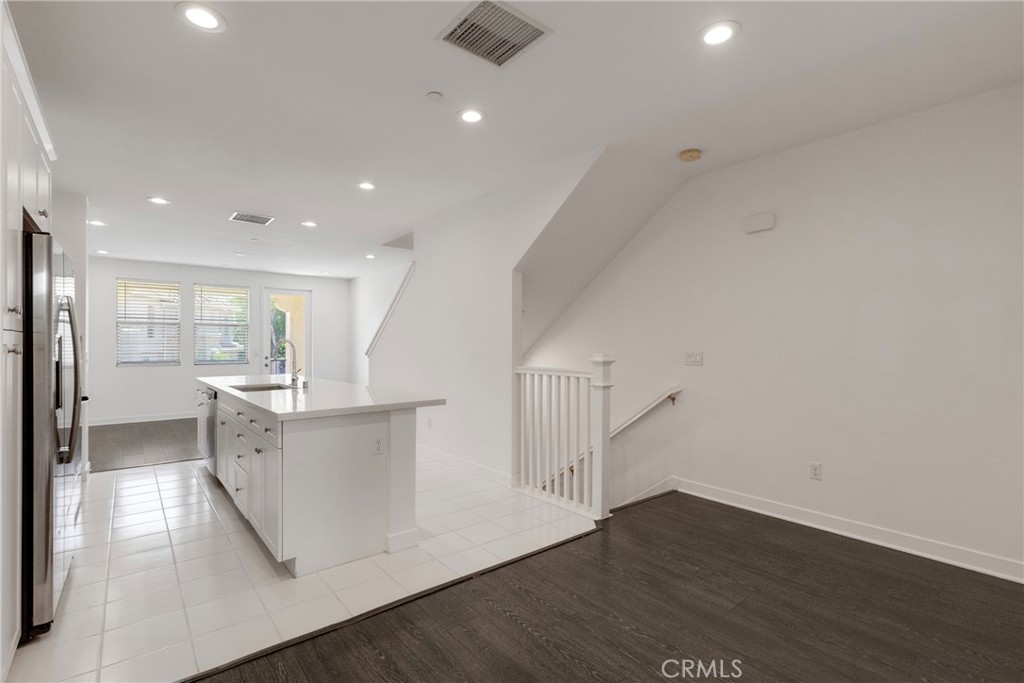 77 Jensen Court Property Photo 10