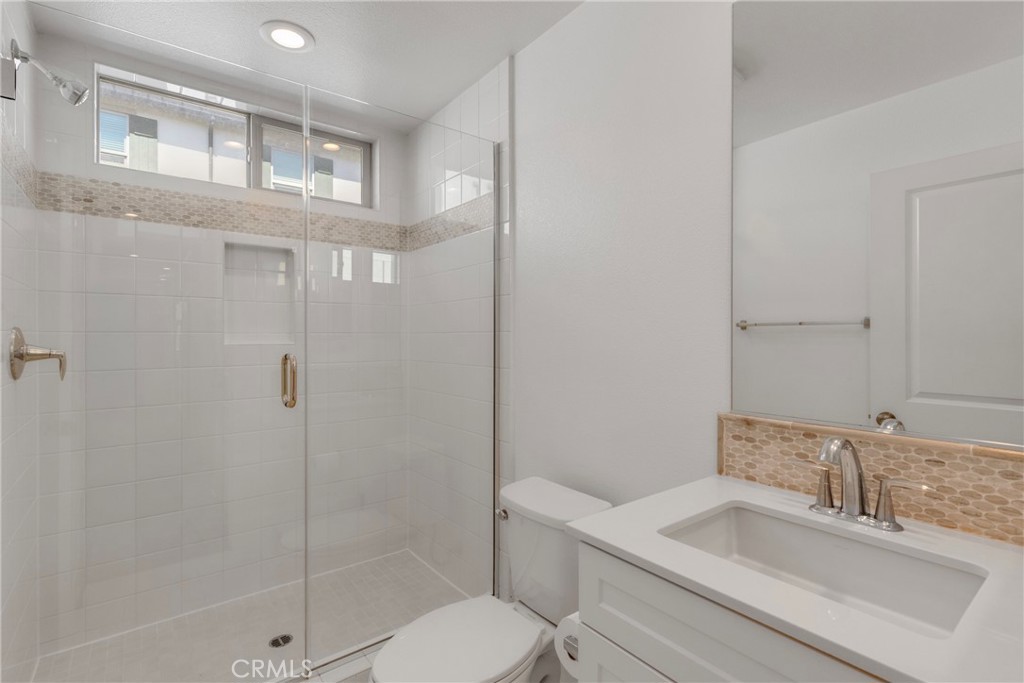77 Jensen Court Property Photo 17