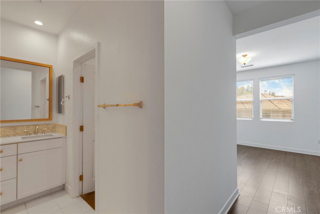 77 Jensen Court Property Photo 21