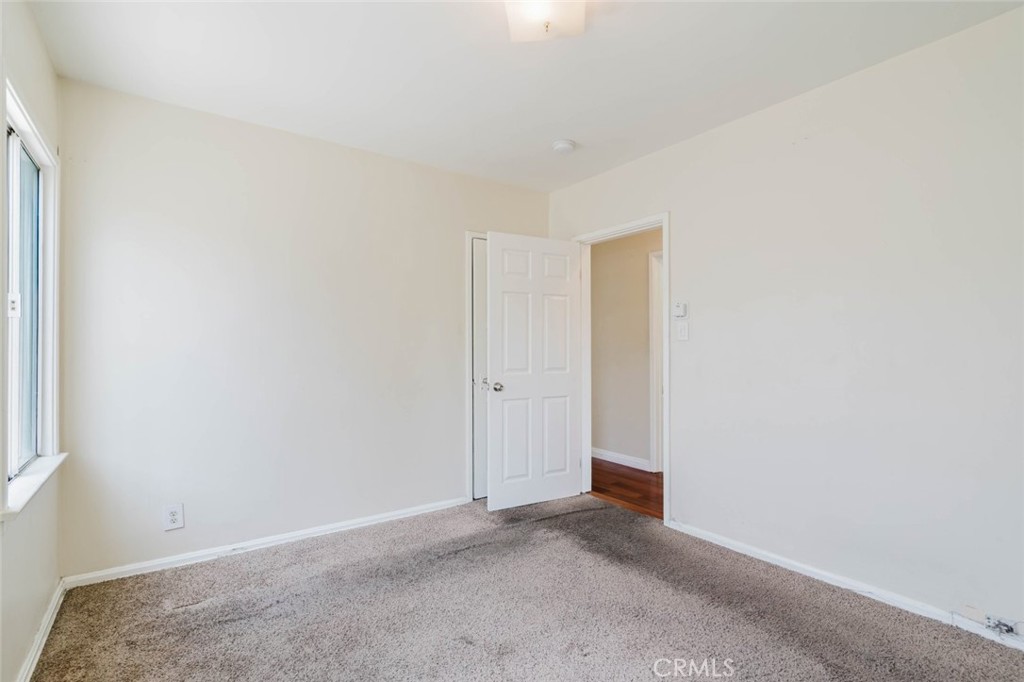 1010 N Alexandria Avenue Property Photo 13
