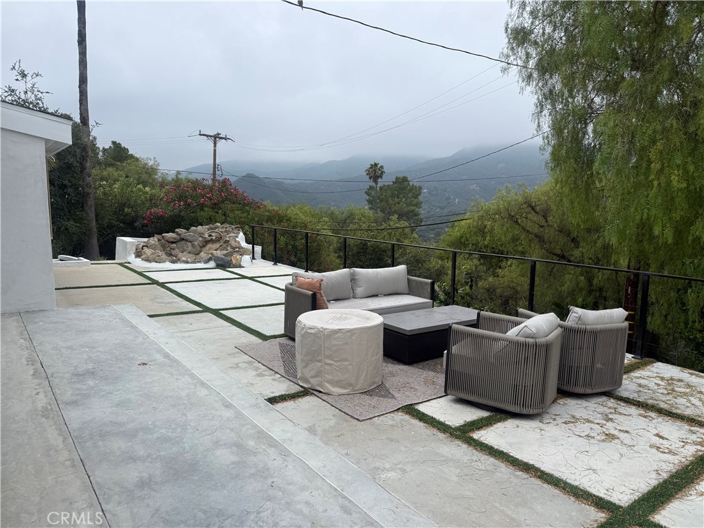 2600 Topanga Skyline Property Photo 4