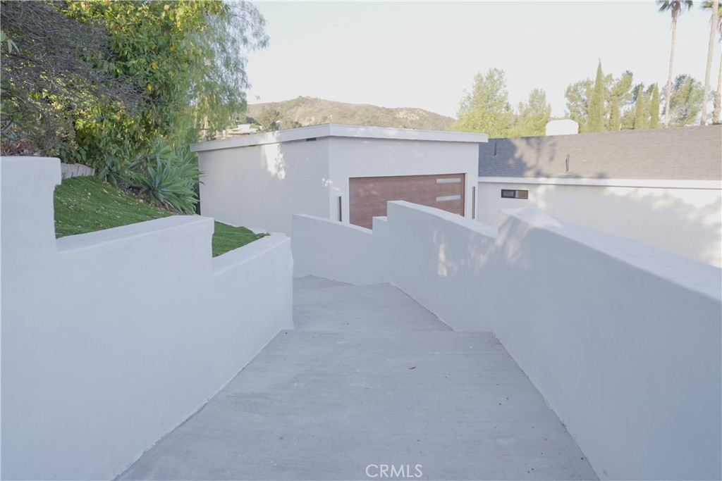 2600 Topanga Skyline Property Photo 23