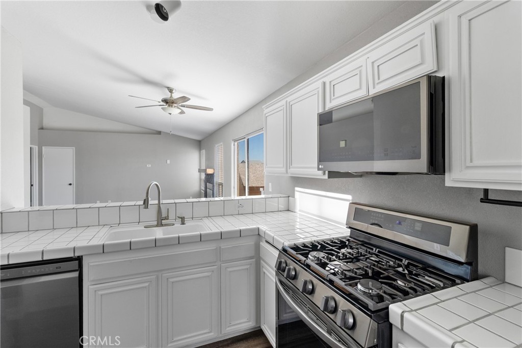 3106 Old Country Property Photo 10