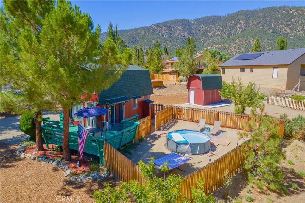 16505 Oakwood Way Property Photo 1