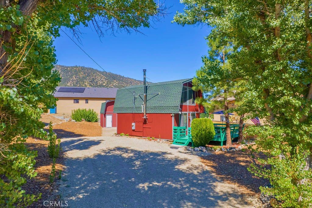 16505 Oakwood Way Property Photo 9