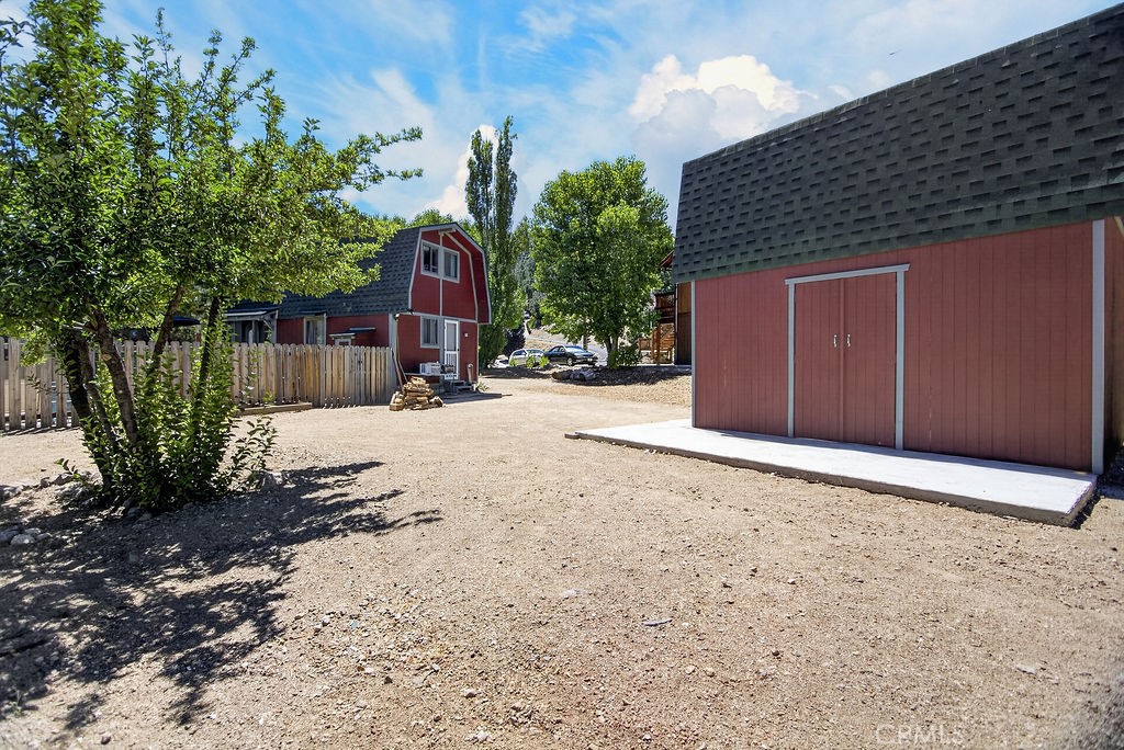 16505 Oakwood Way Property Photo 44