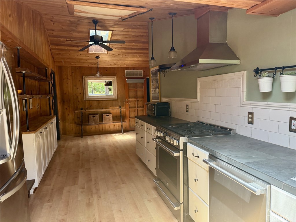 456 S Skyline Drive Property Photo 12