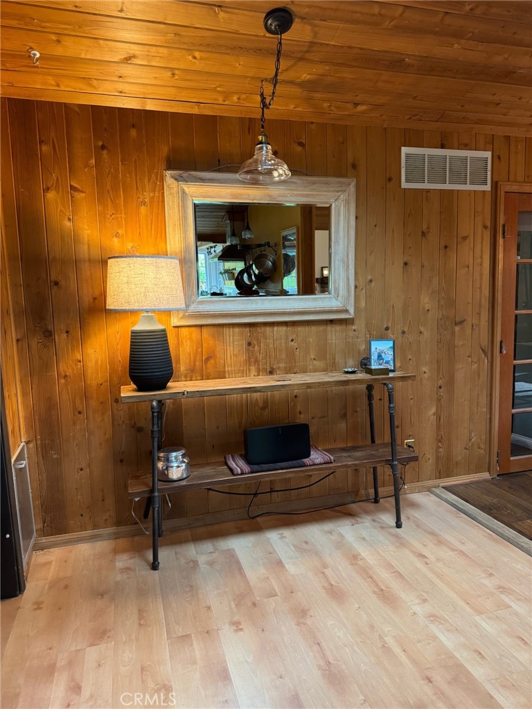 456 S Skyline Drive Property Photo 15