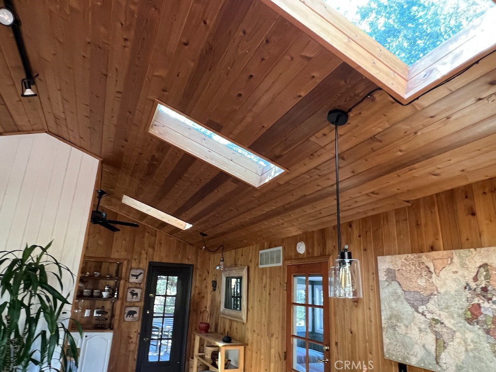 456 S Skyline Drive Property Photo 17