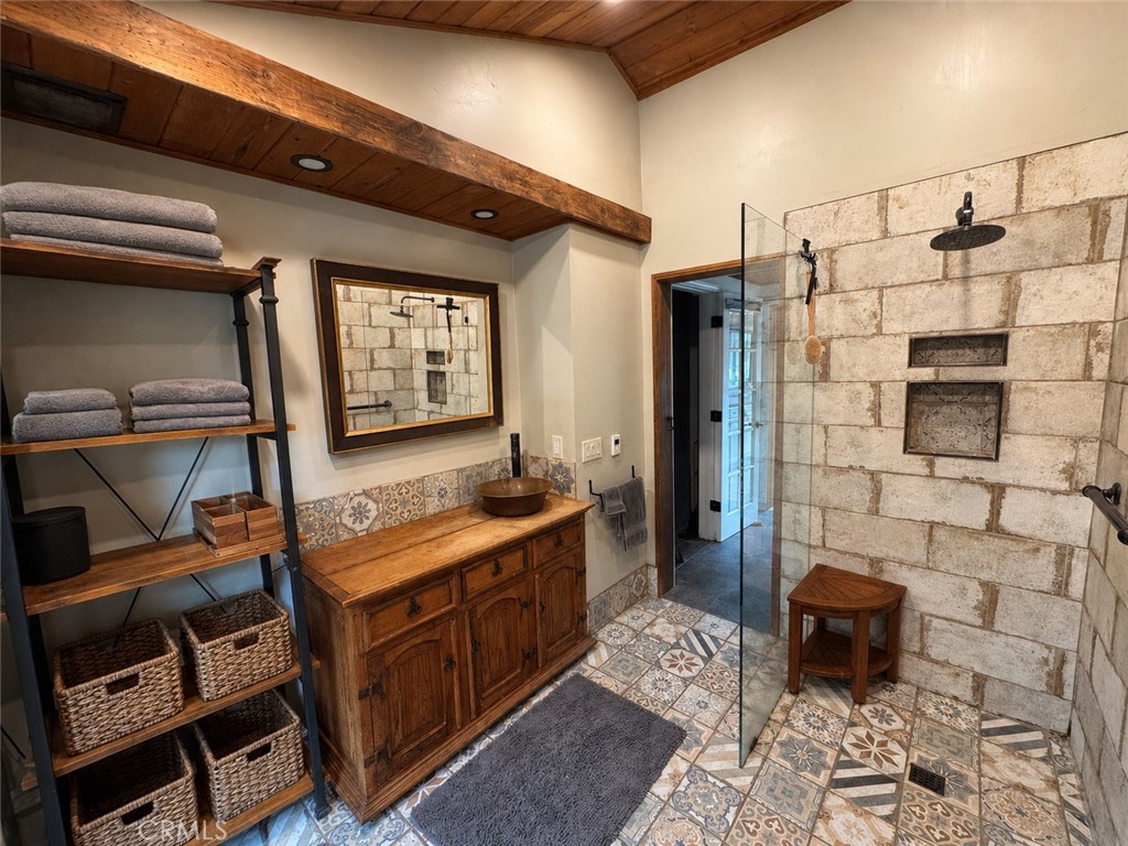 456 S Skyline Drive Property Photo 29