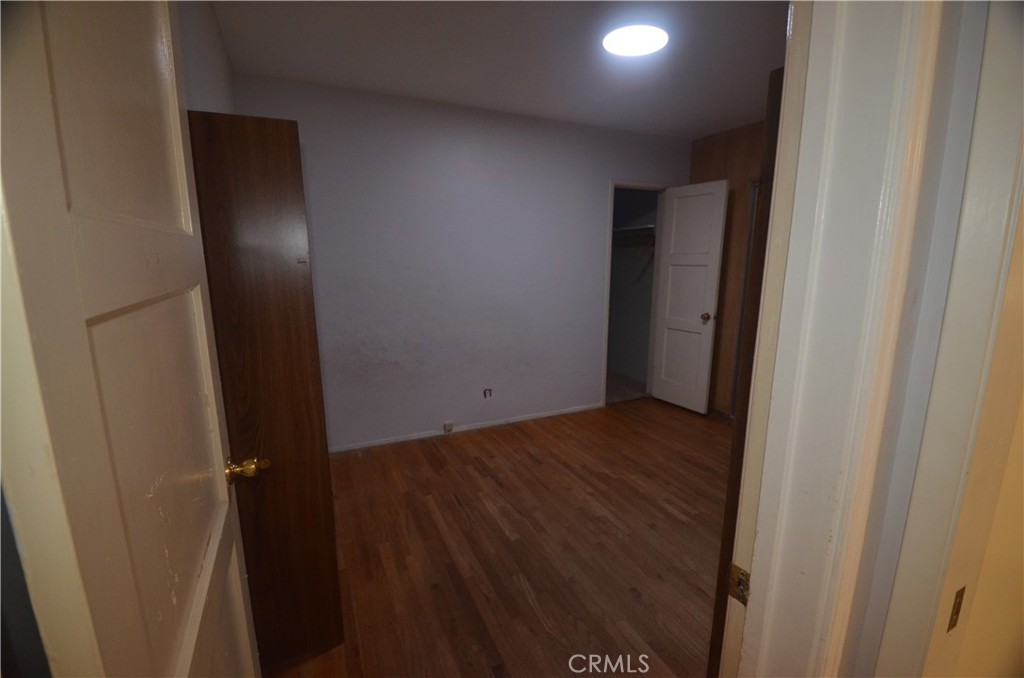 7024 Balcom Property Photo 25