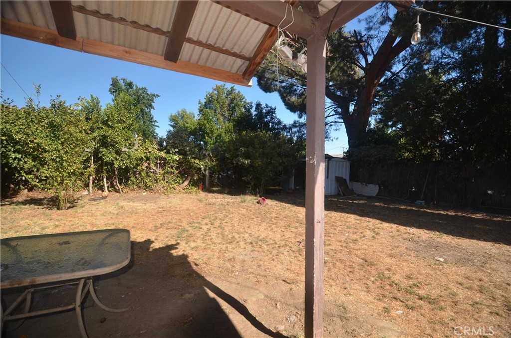 7024 Balcom Property Photo 36