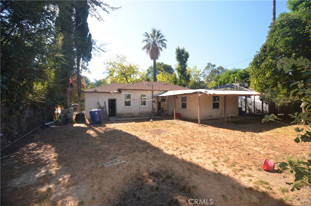 7024 Balcom Property Photo 38