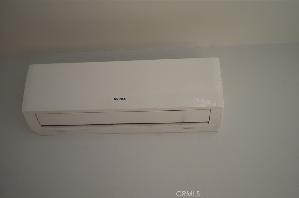 7024 Balcom Property Photo 43