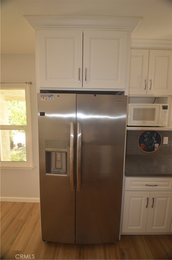 7024 Balcom Property Photo 47