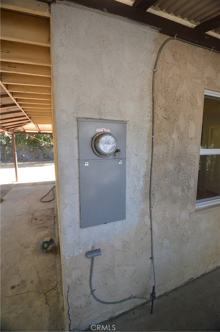 7024 Balcom Property Photo 52