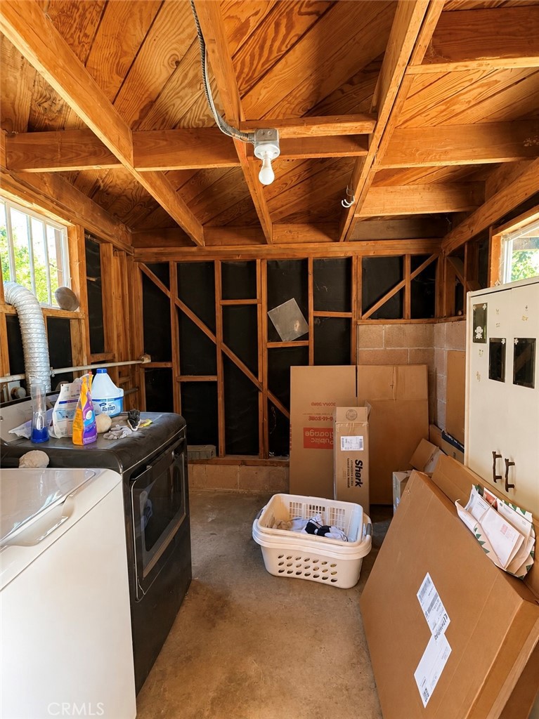 12229 Alta Property Photo 32
