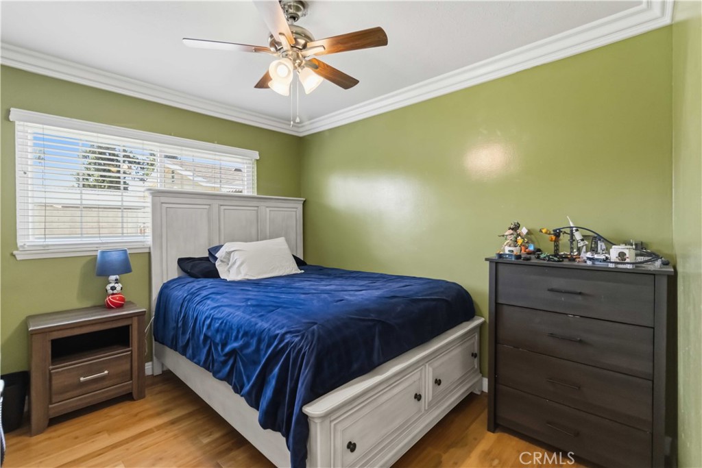 1582 Dakin Property Photo 13