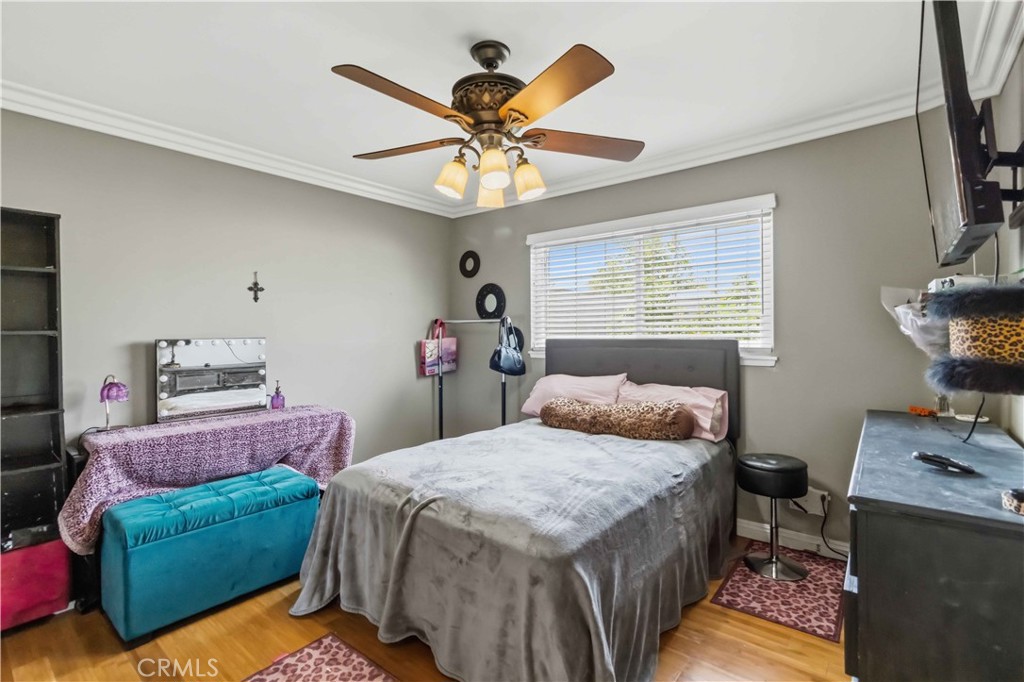 1582 Dakin Property Photo 17