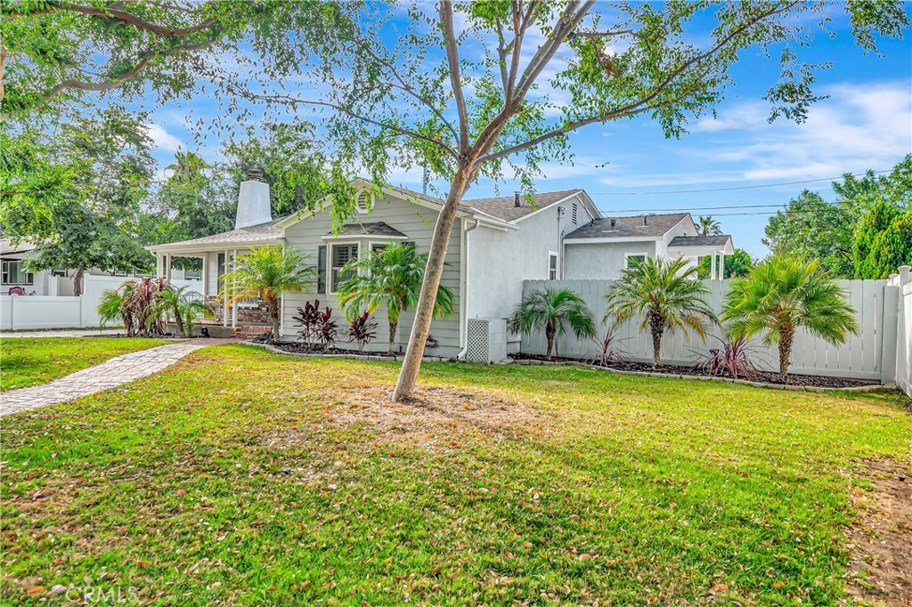 22907 Leonora Dr Property Photo 47