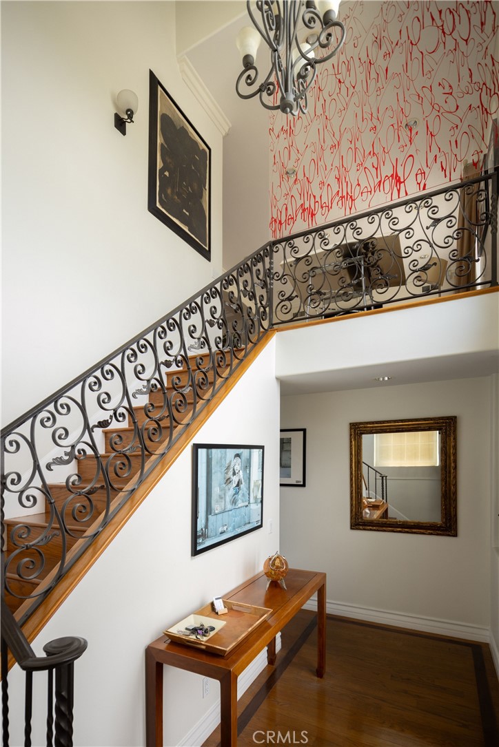 1905 Colby Avenue Property Photo 2
