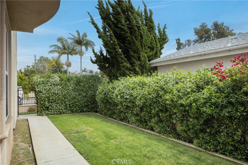 1905 Colby Avenue Property Photo 19