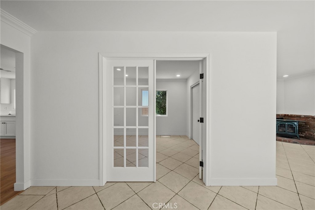 7923 Louise Property Photo 10