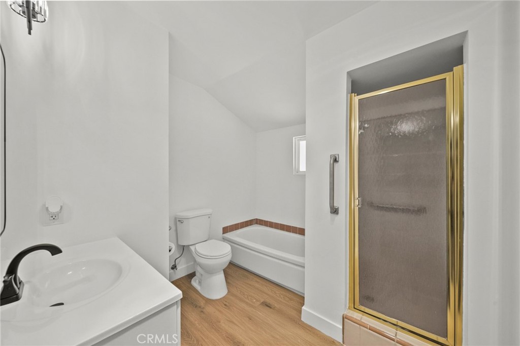 7923 Louise Property Photo 19
