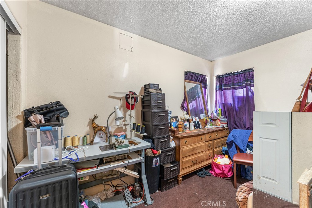 406 408 E Avenue Q7 Property Photo 9