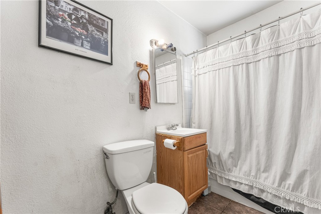 406 408 E Avenue Q7 Property Photo 10