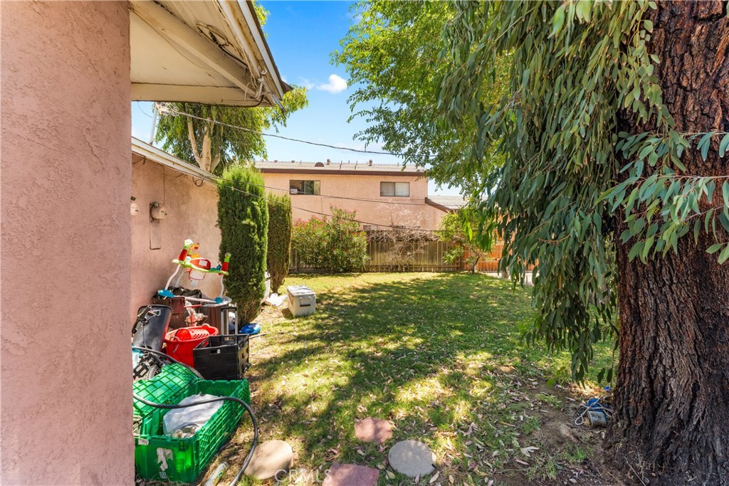 406 408 E Avenue Q7 Property Photo 41