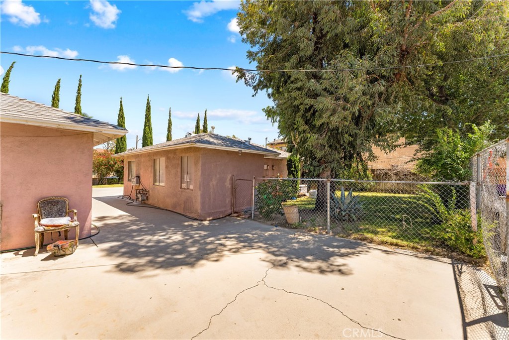 406 408 E Avenue Q7 Property Photo 42