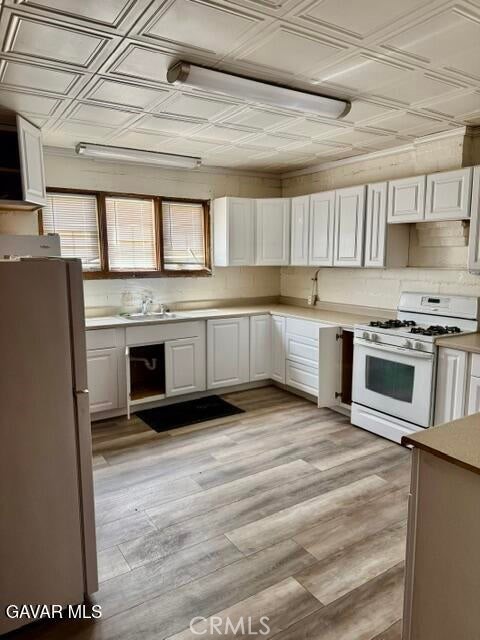 2069 Inyo Property Photo 9
