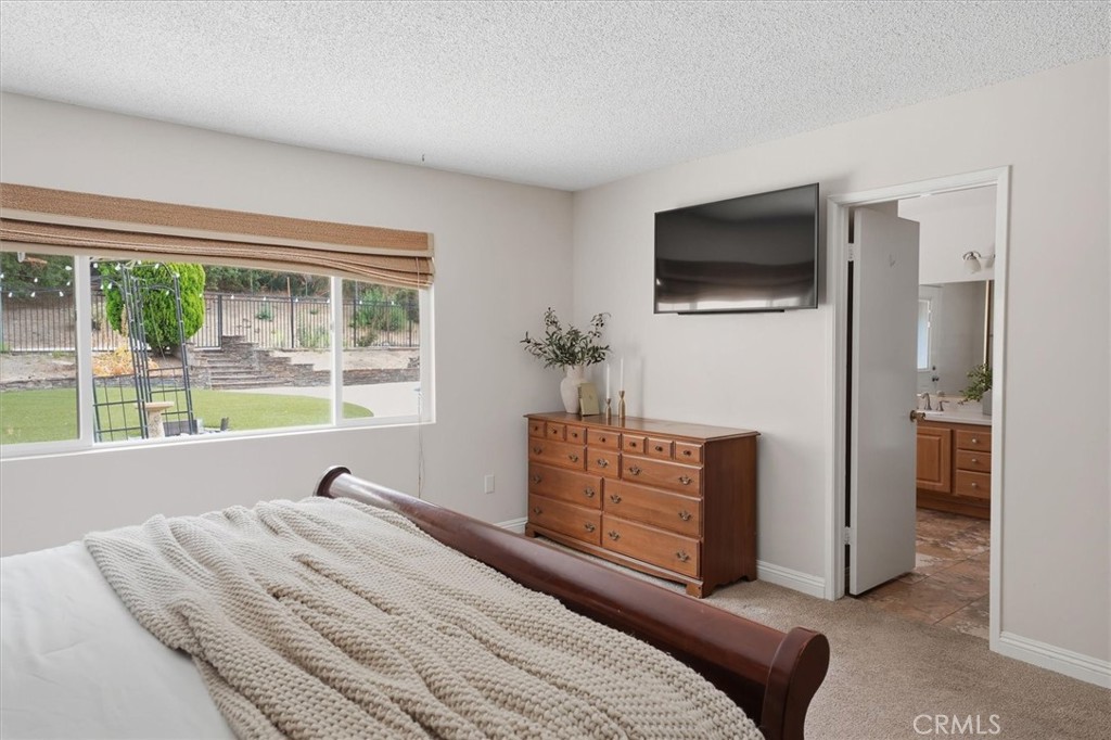 15848 Silver Star Lane Property Photo 34