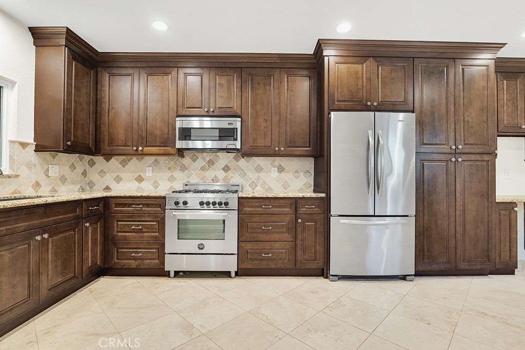 29624 Windsong Property Photo 35