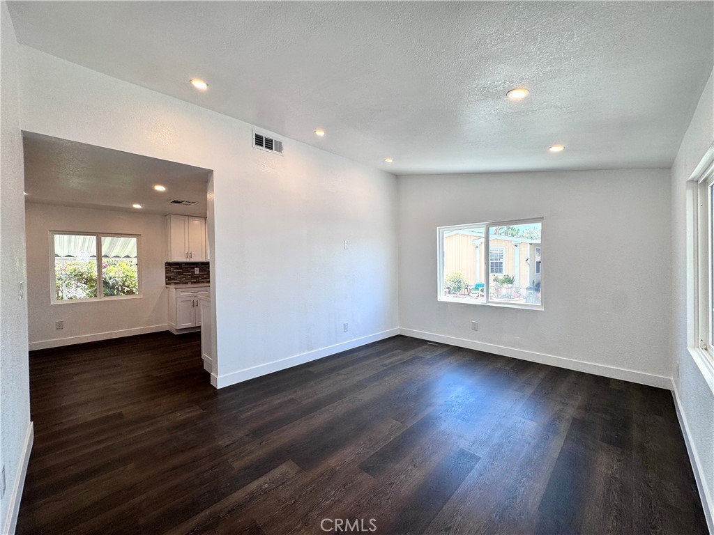 18540 Soledad Canyon Road 122 Property Photo 4