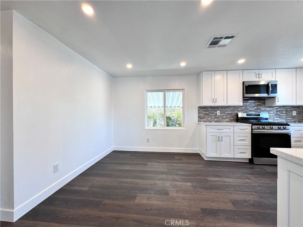 18540 Soledad Canyon Road 122 Property Photo 7