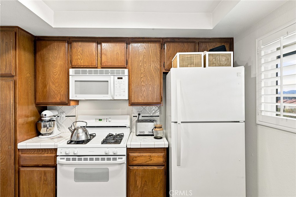 701 Blue Oak Avenue Property Photo 12