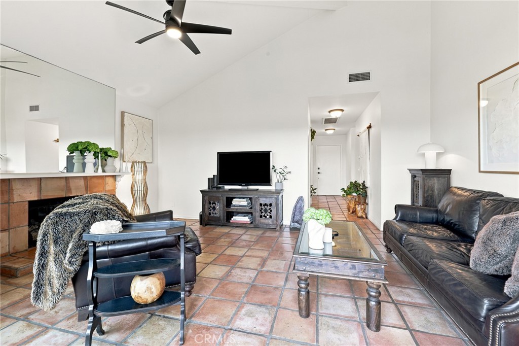 701 Blue Oak Avenue Property Photo 13
