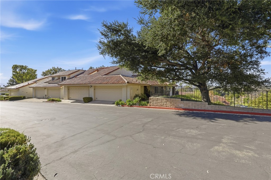 701 Blue Oak Avenue Property Photo 35