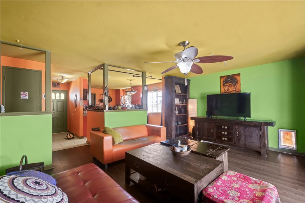 27403 Arriola Property Photo 15