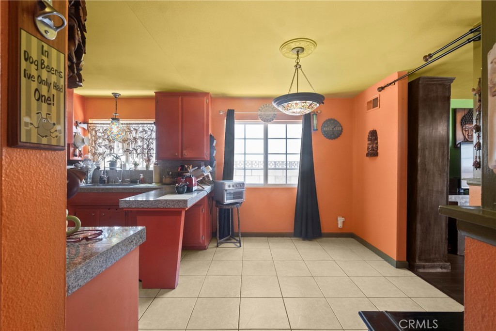 27403 Arriola Property Photo 16
