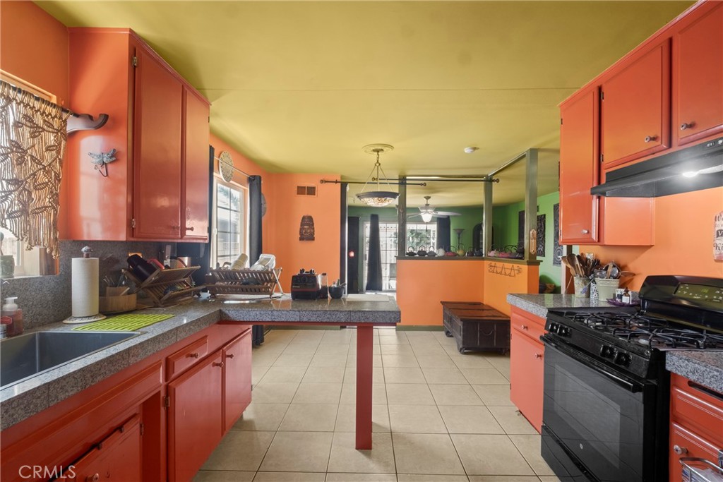27403 Arriola Property Photo 22