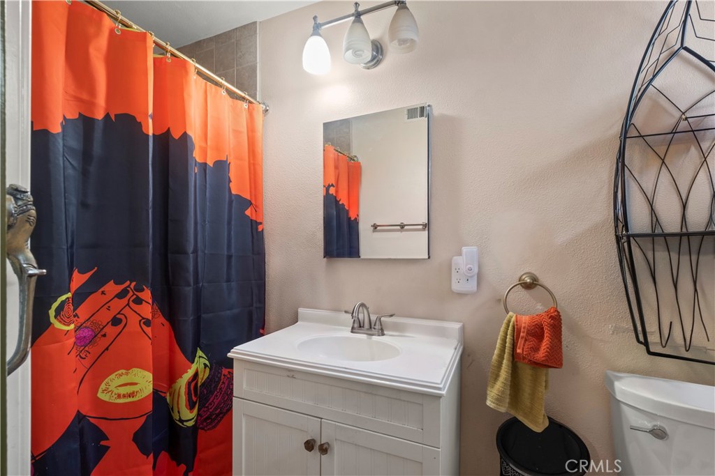 27403 Arriola Property Photo 30