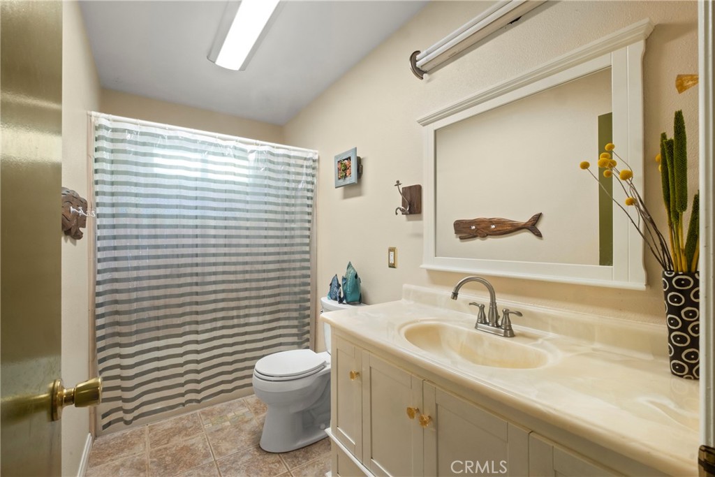 27403 Arriola Property Photo 34
