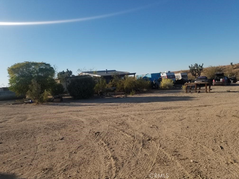 18501 Fort Tejon Road Property Photo 1