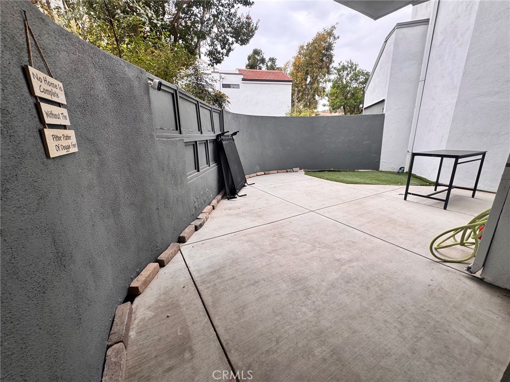1159 Tivoli Property Photo 22