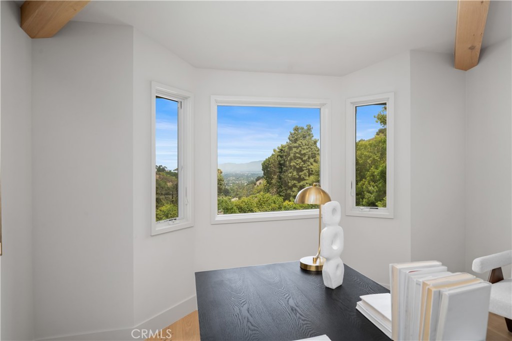 3240 Longridge Avenue Property Photo 43